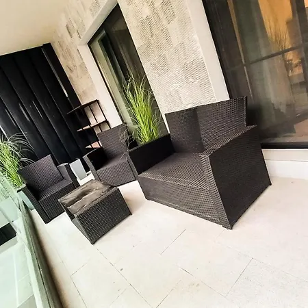 Yry Promenada - Mamaia Nord Beachfront *