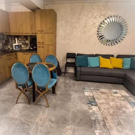 Yry Promenada - Mamaia Nord Beachfront Apartamento *
